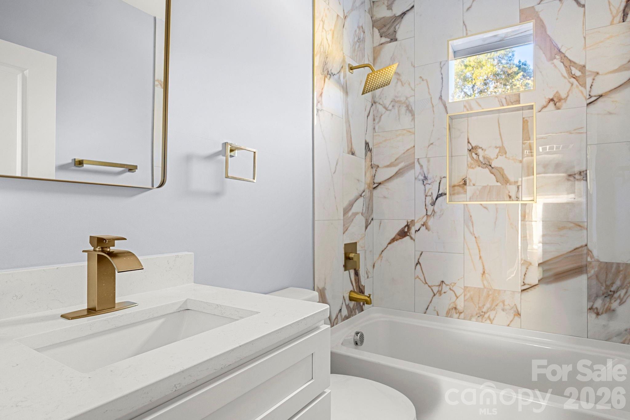 Crowders Mountain Ne - Residential