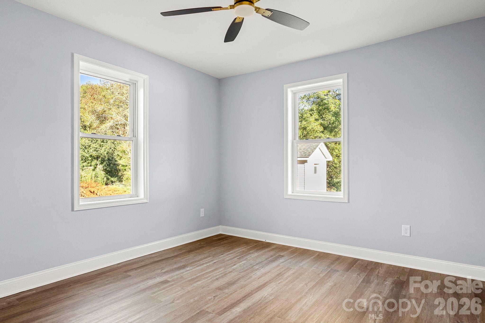 Crowders Mountain Ne - Residential