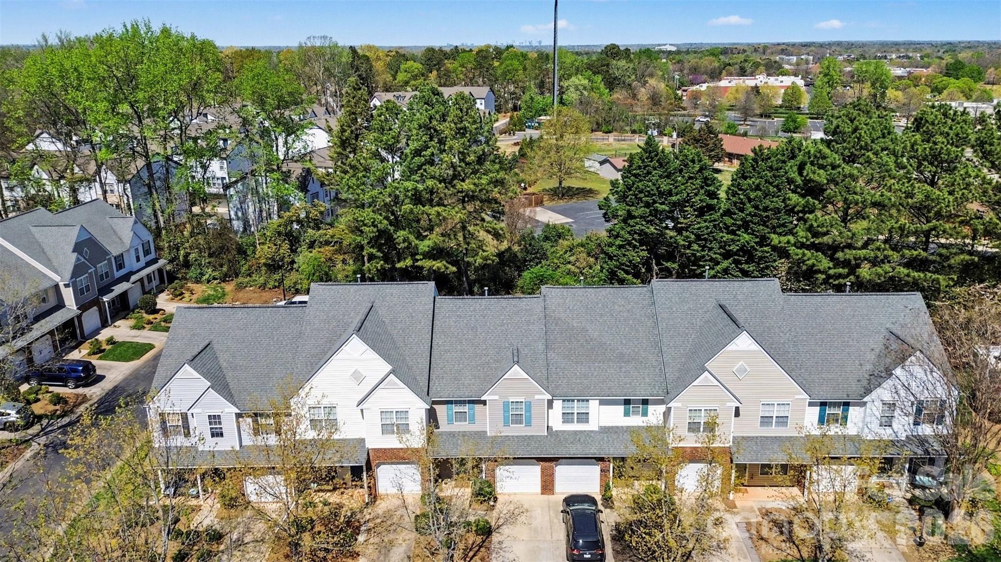 Tyler Woods - Residential