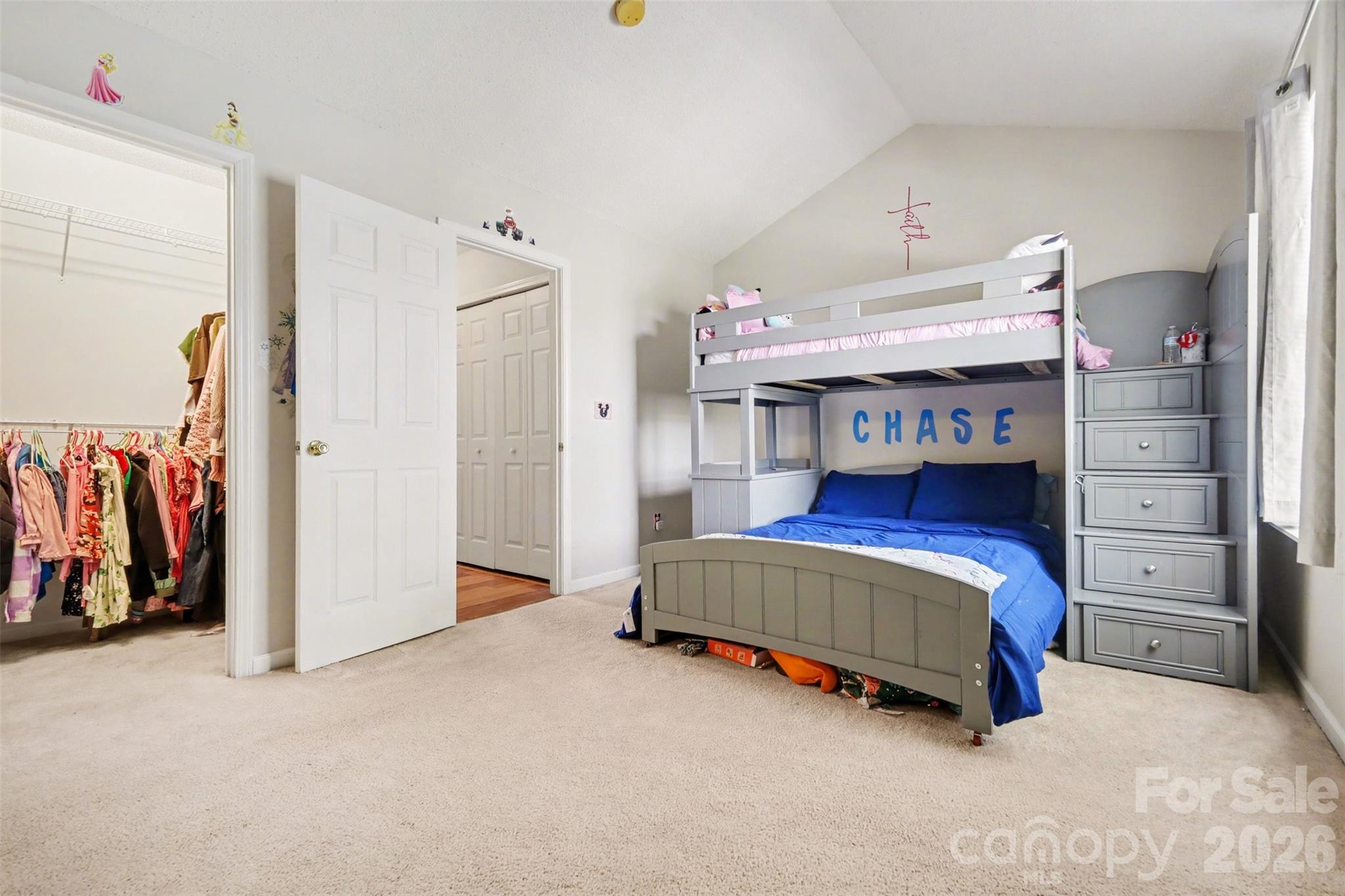 Tyler Woods - Residential