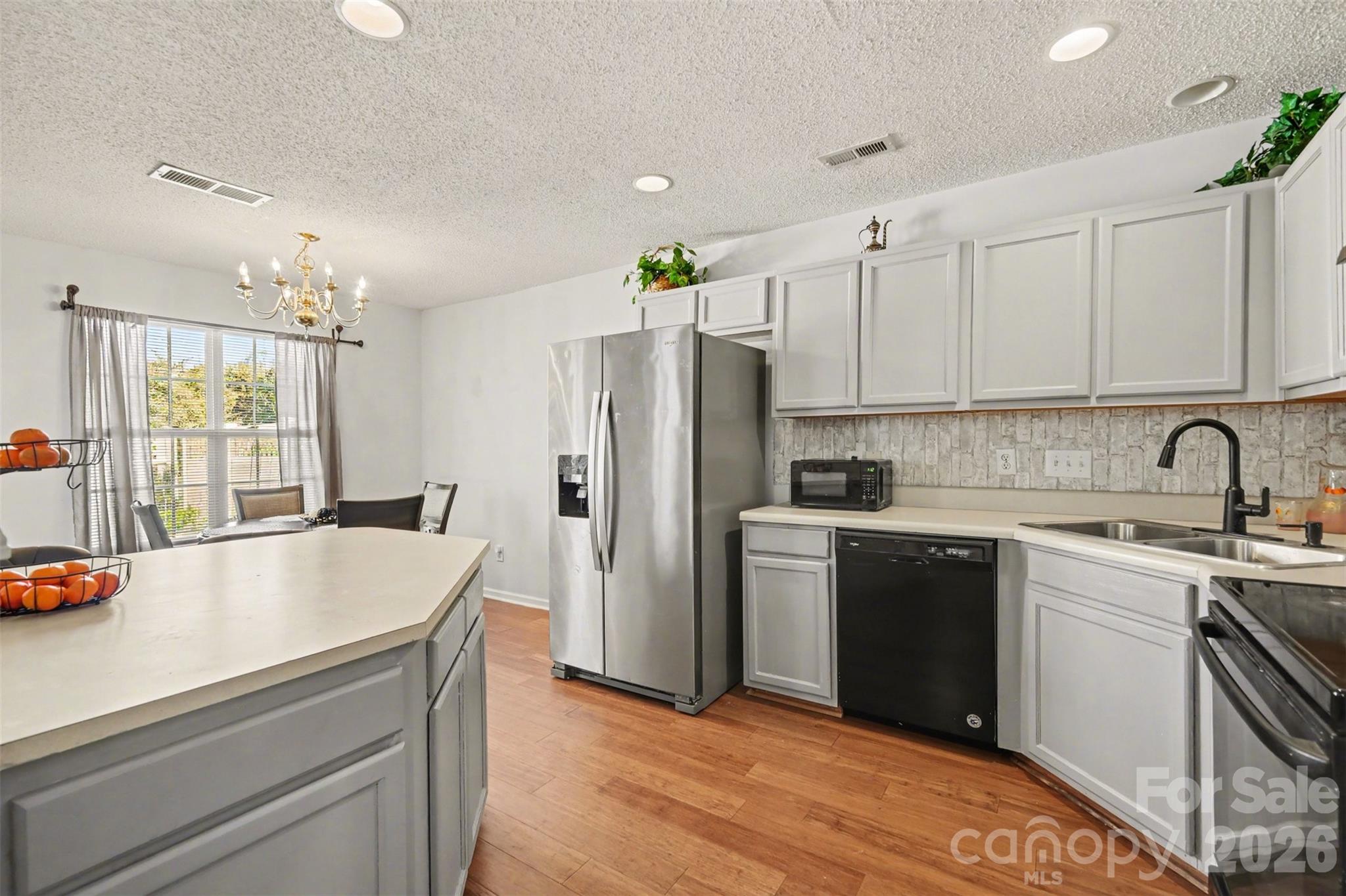 Tyler Woods - Residential