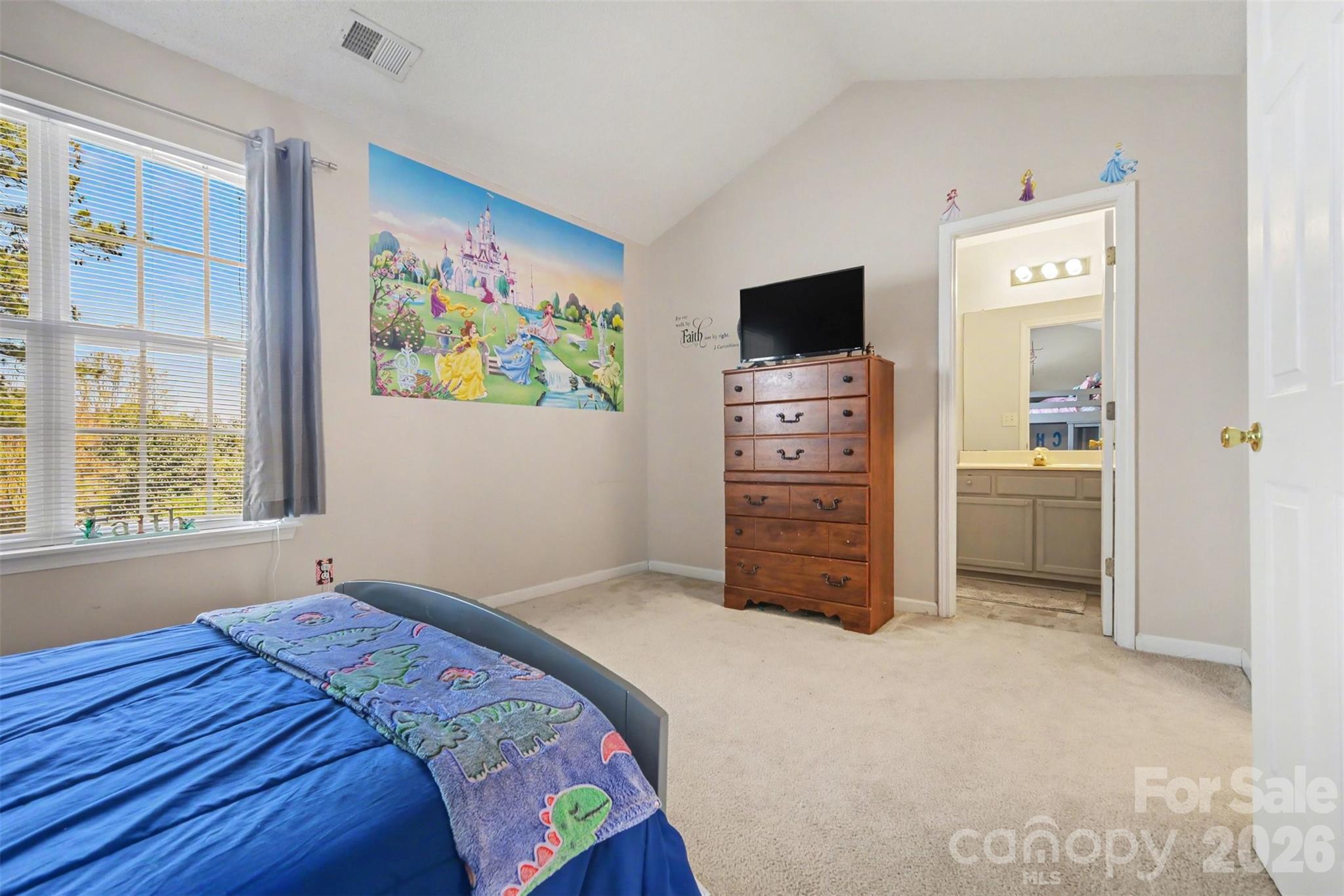 Tyler Woods - Residential