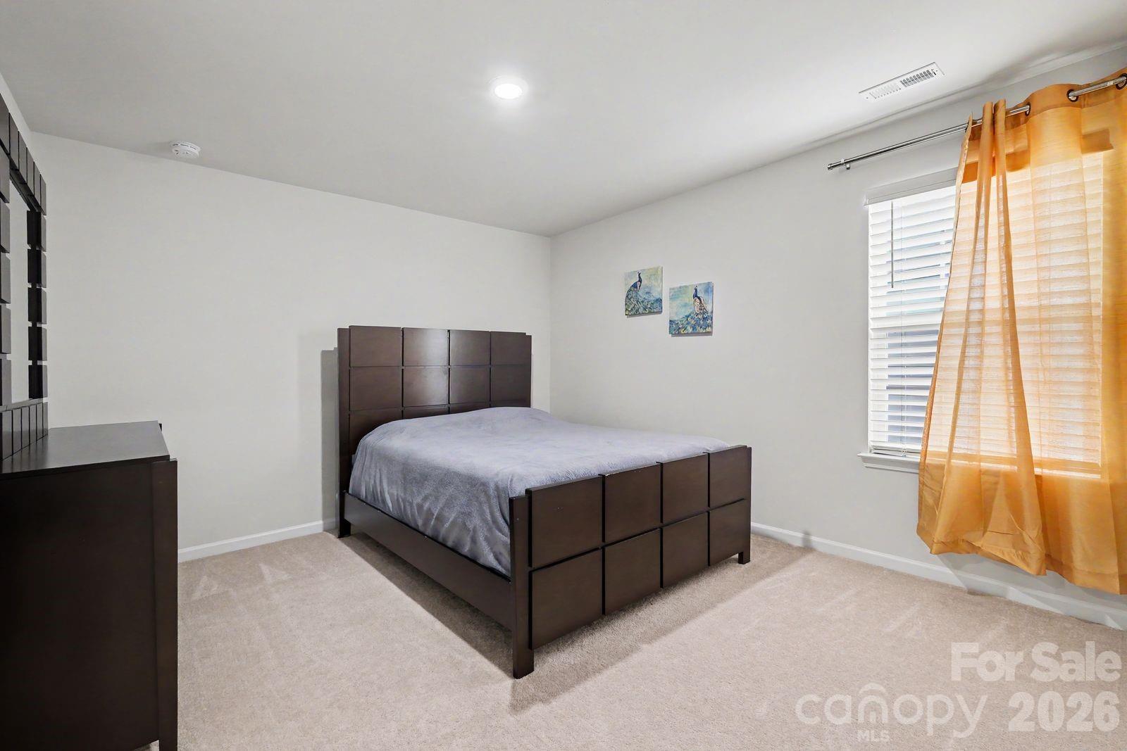 Elizabeth - Residential