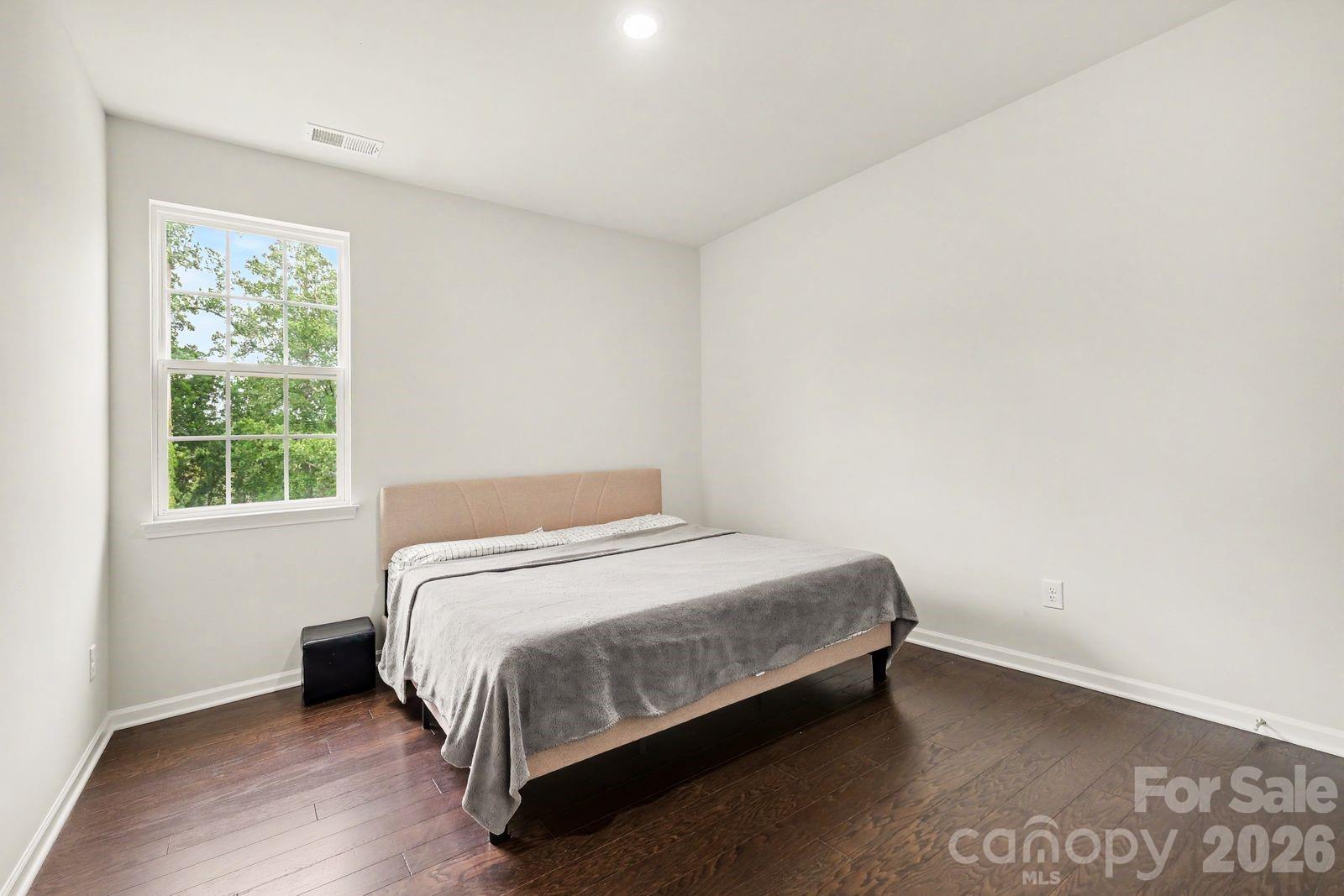 Elizabeth - Residential