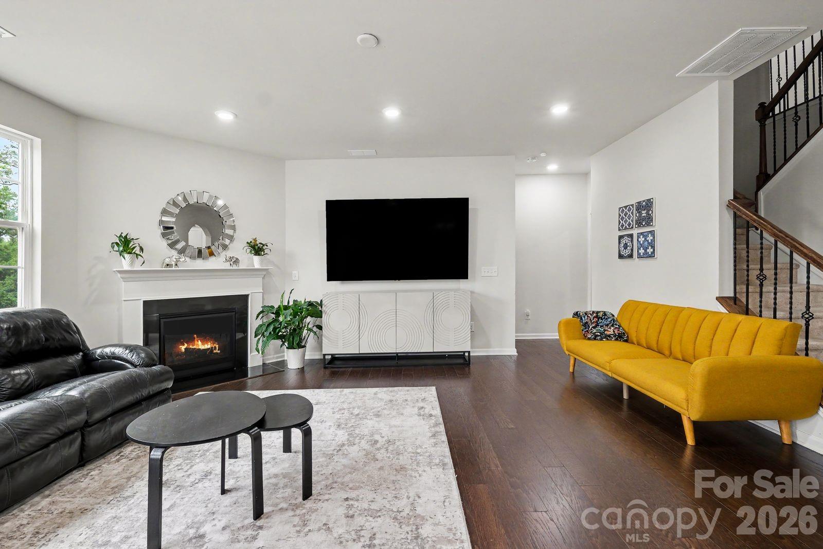 Elizabeth - Residential