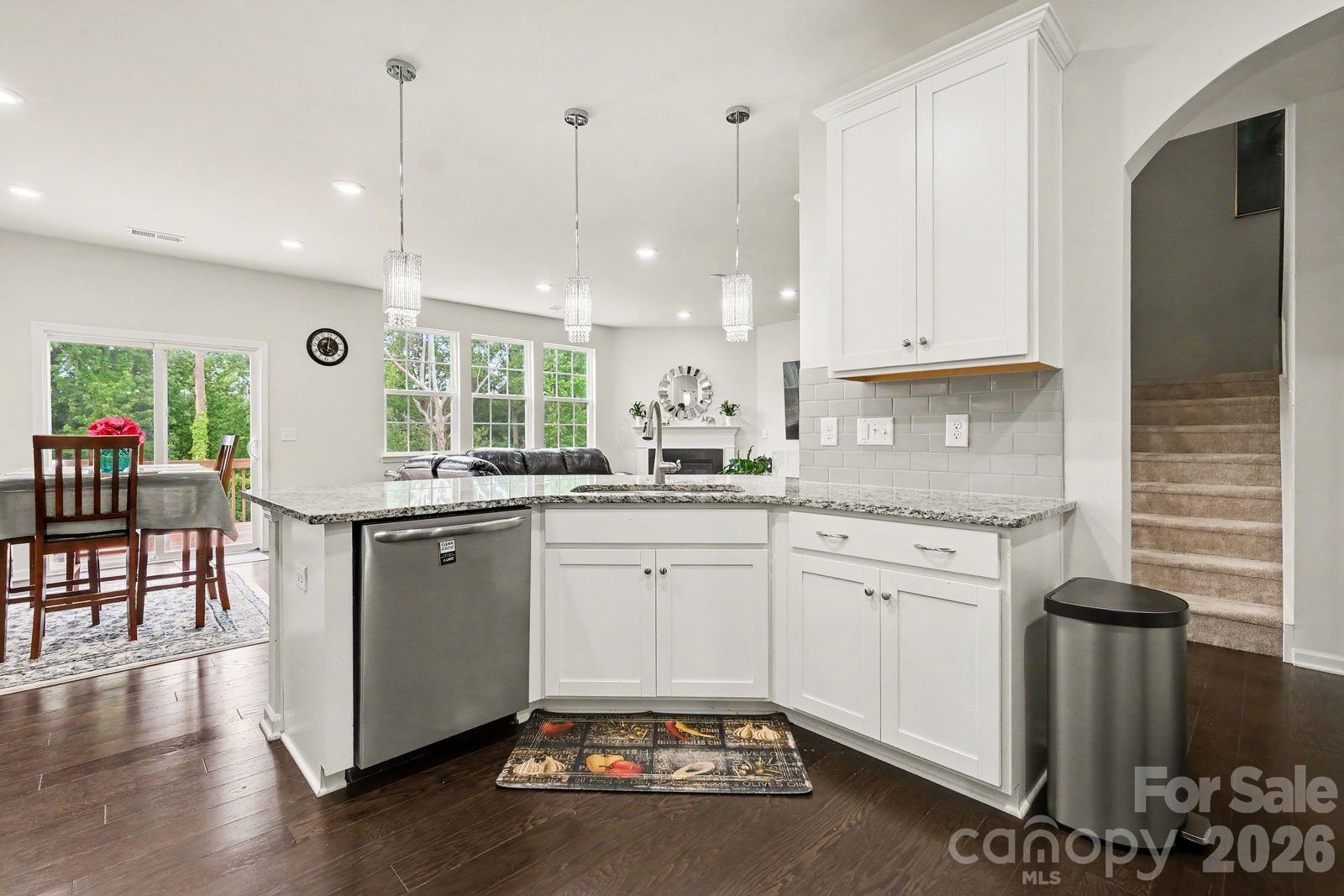 Elizabeth - Residential