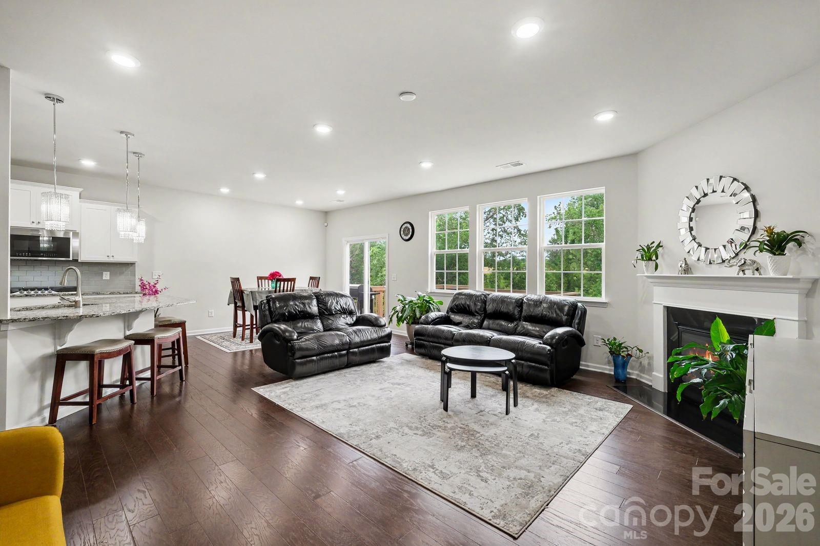 Elizabeth - Residential