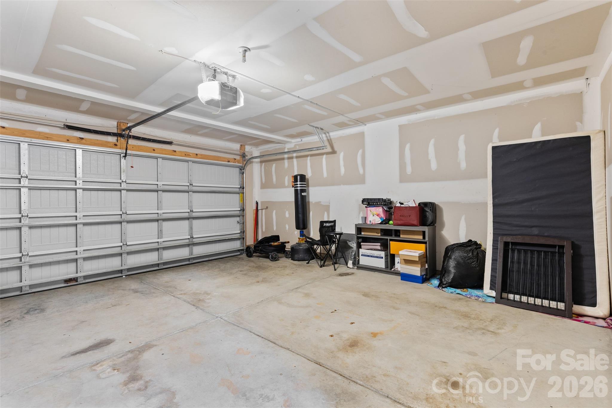 Magnolia Hall - Residential