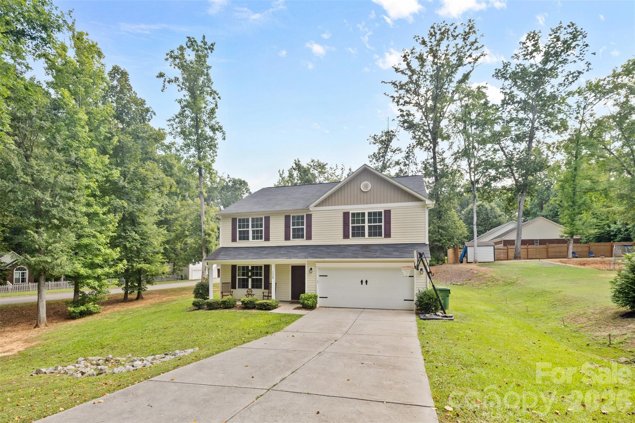 Magnolia Hall - Residential