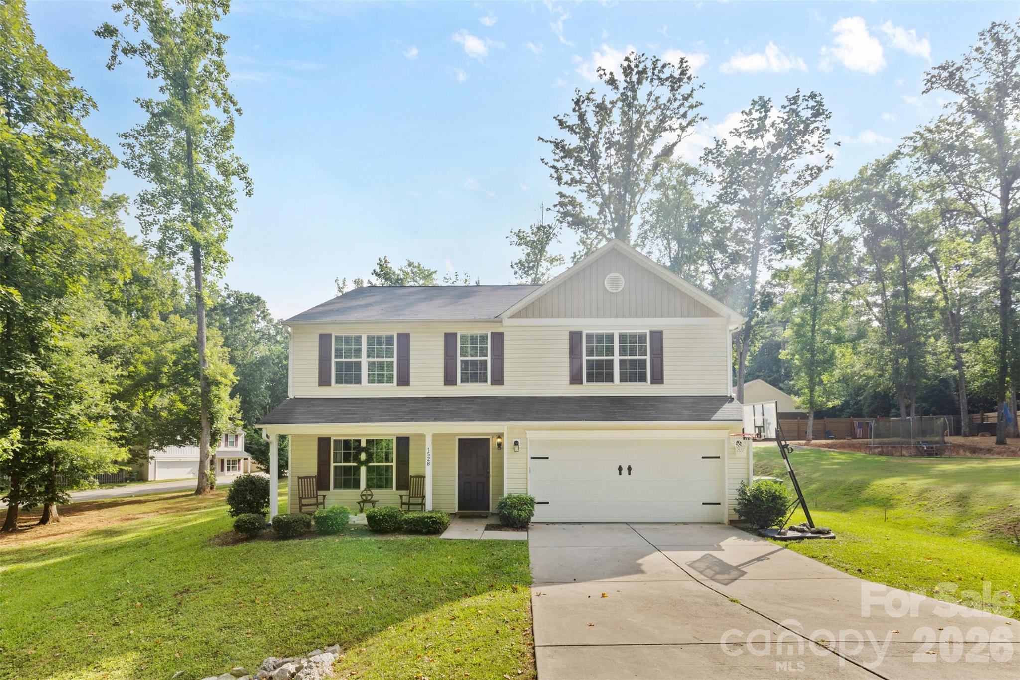 Magnolia Hall - Residential