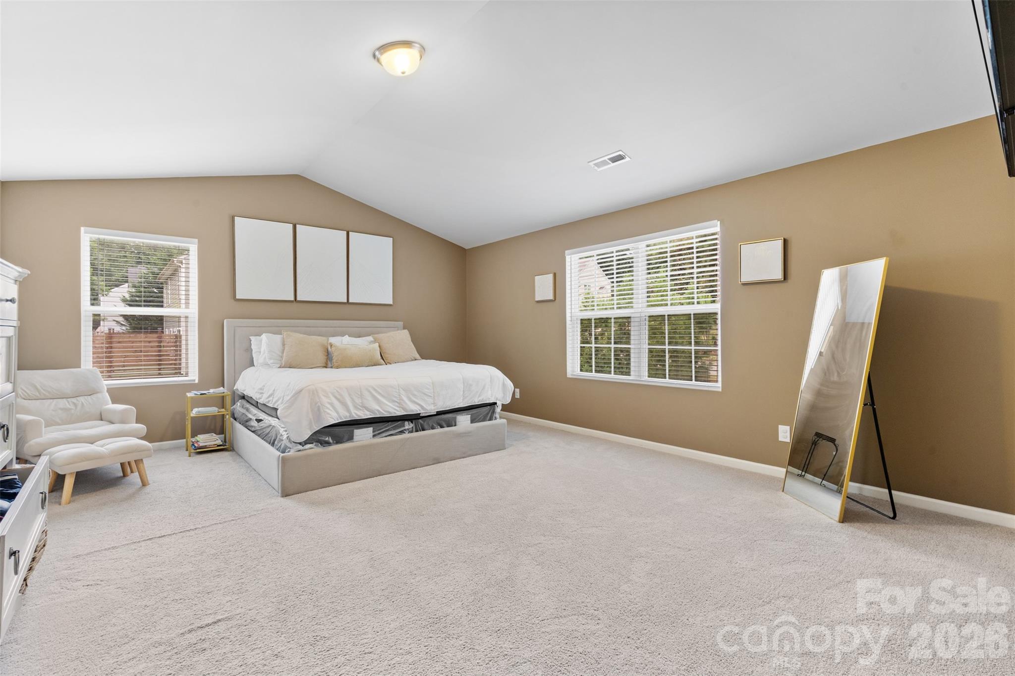 Magnolia Hall - Residential