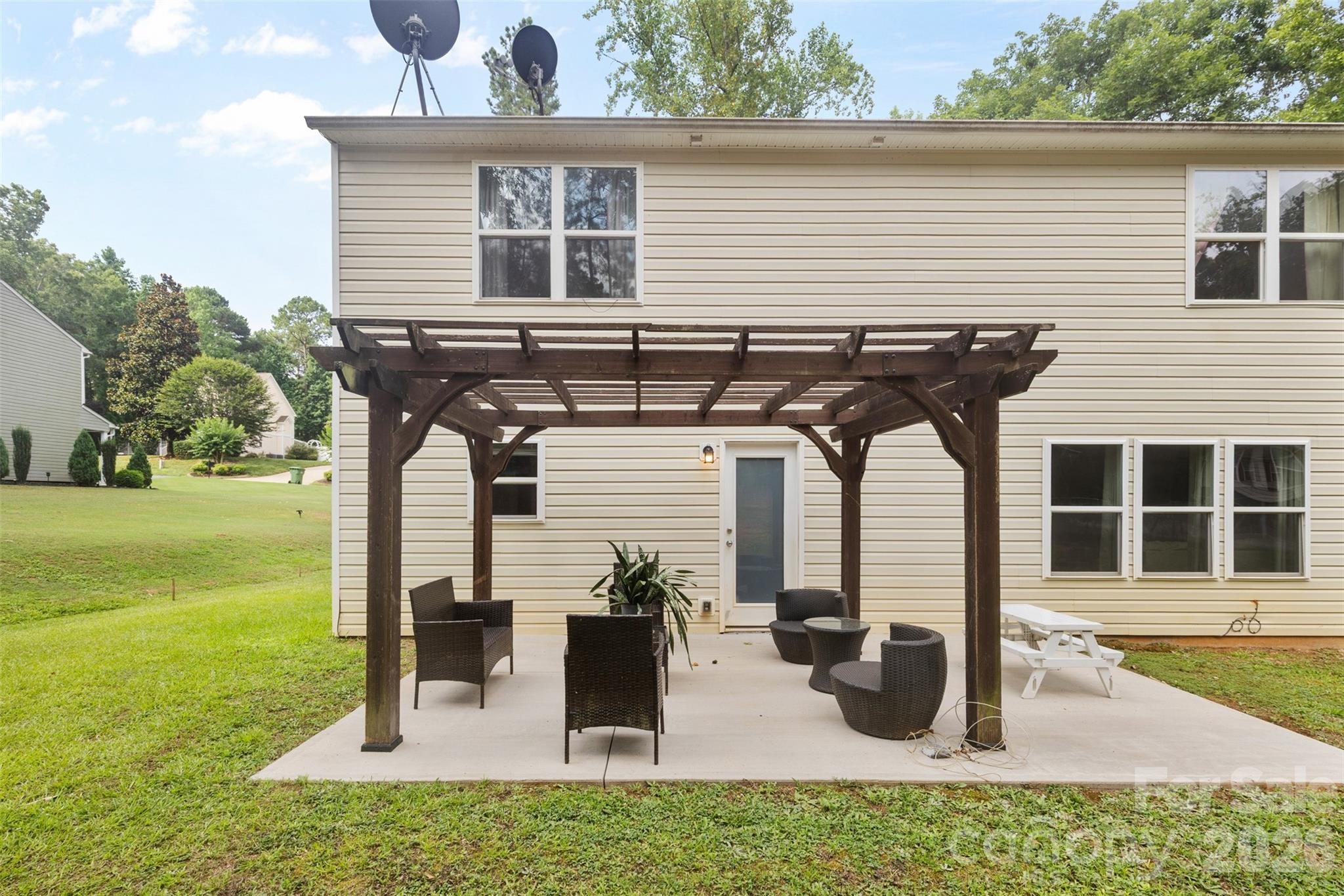 Magnolia Hall - Residential