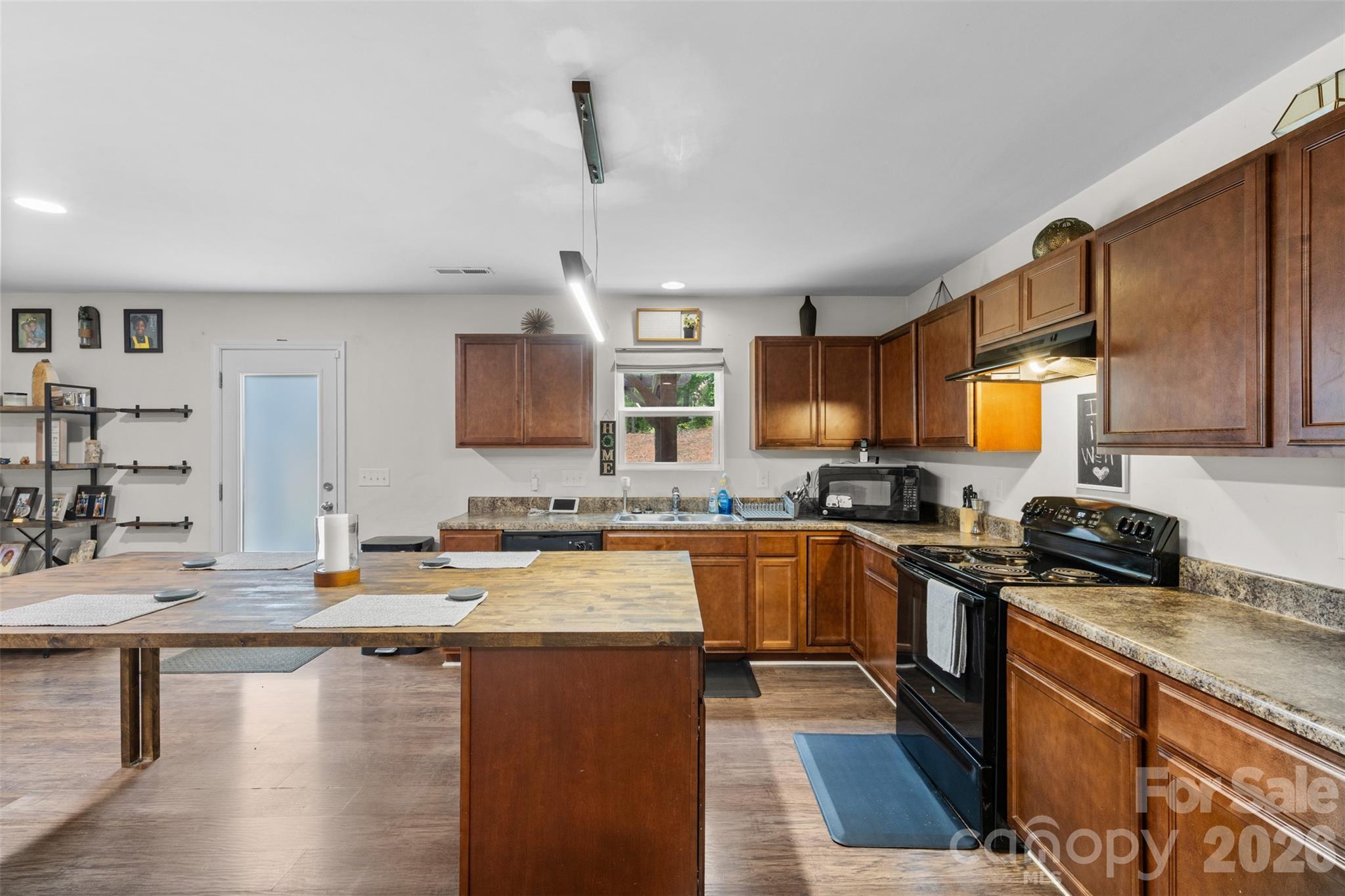 Magnolia Hall - Residential