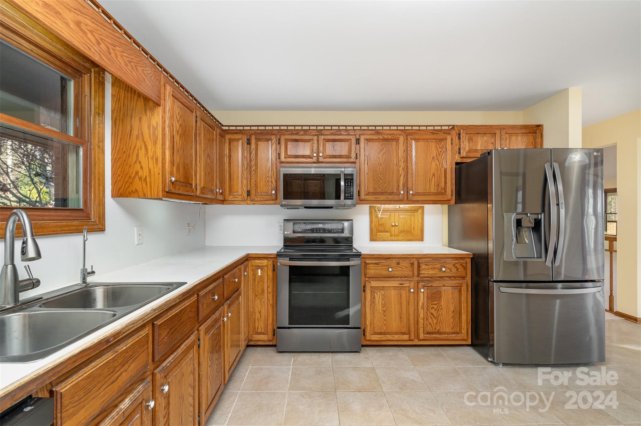 Lake Shore Estates - Residential