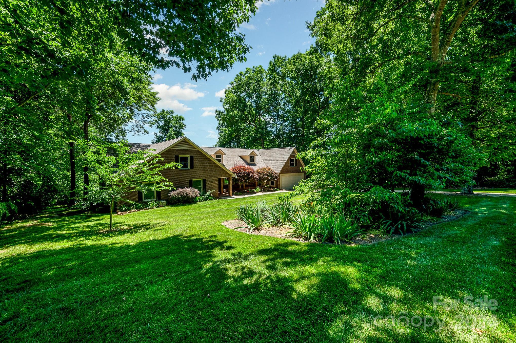 Lake Shore Estates - Residential