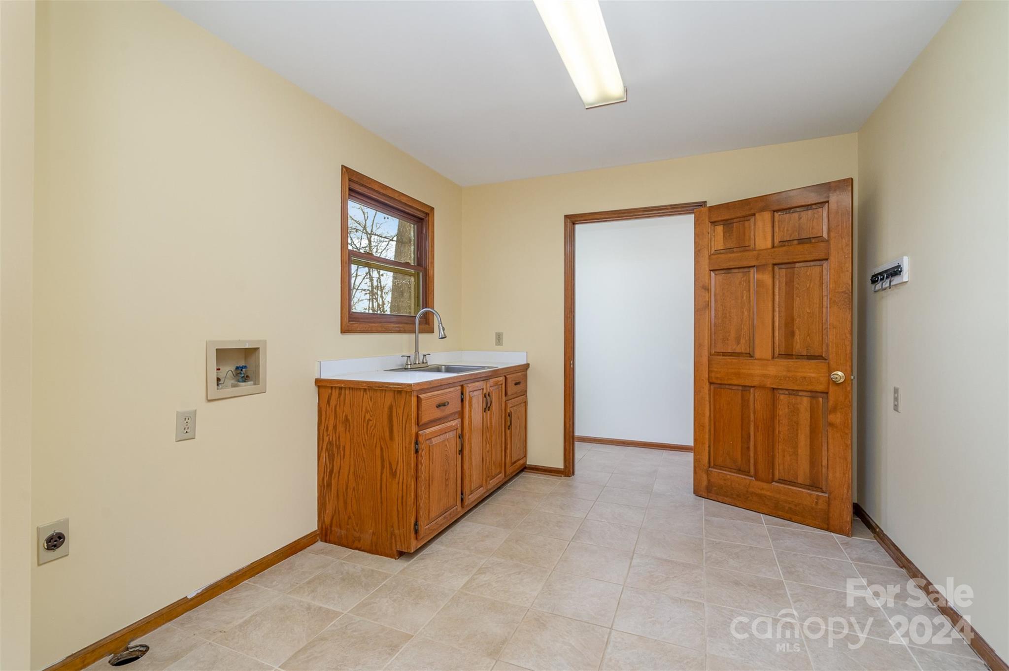 Lake Shore Estates - Residential