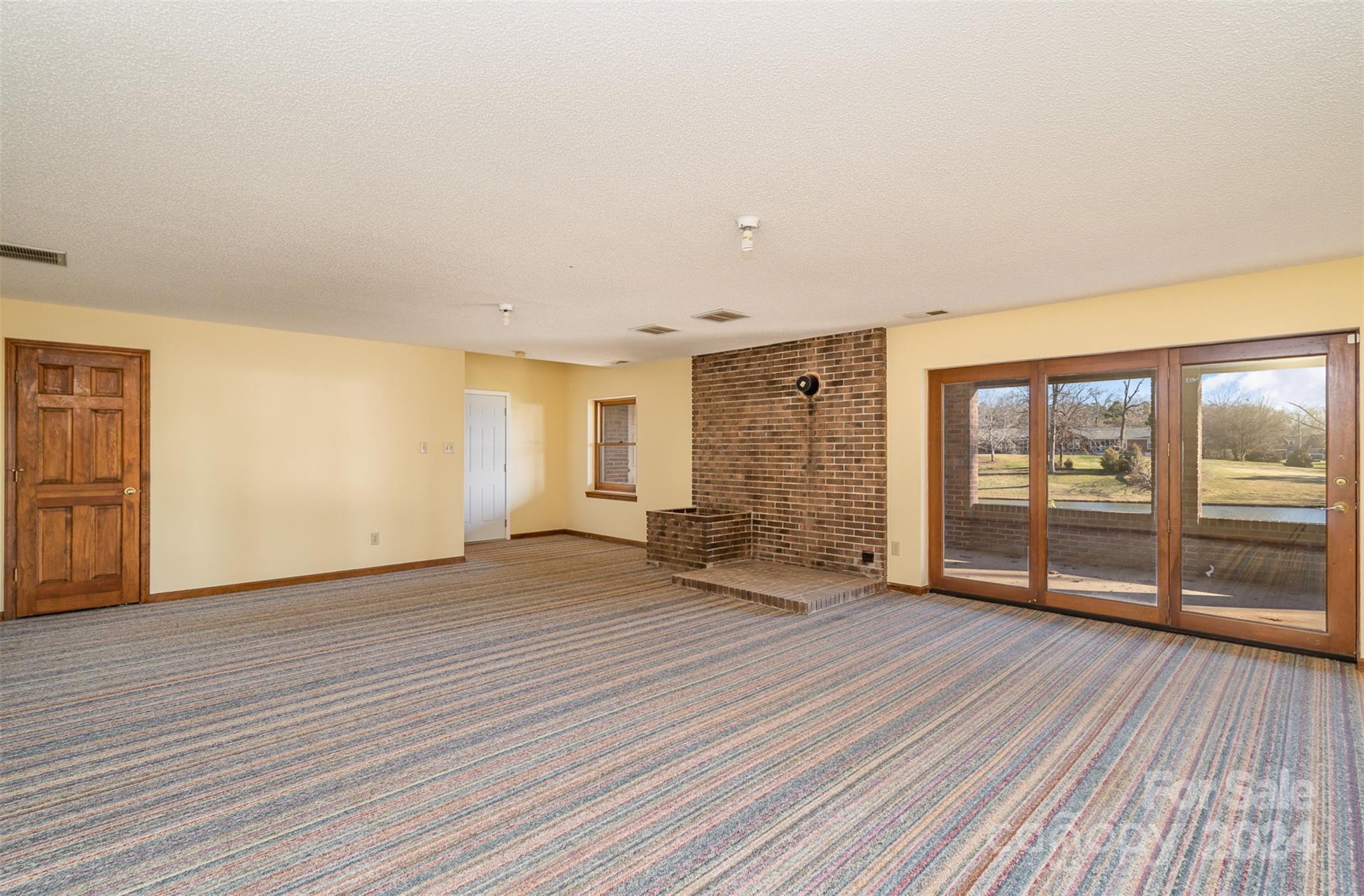 Lake Shore Estates - Residential