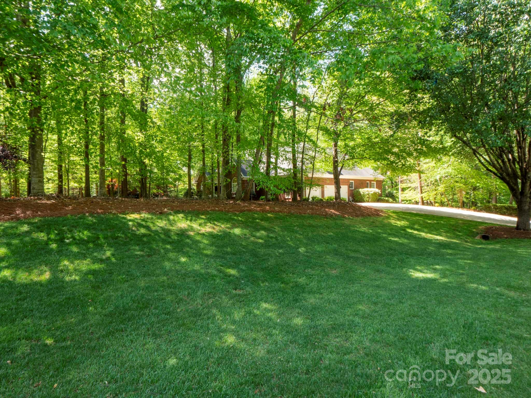 9101 Oak Bluff Court