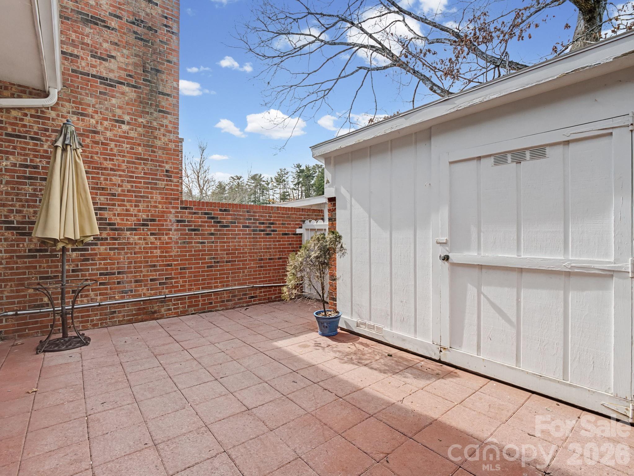 Kensington Court - Residential