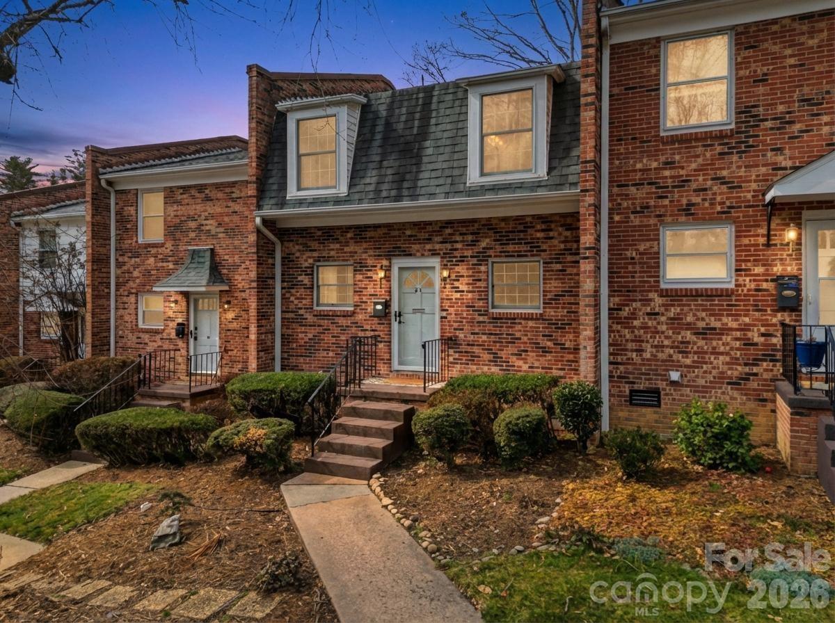 1409 Kensington Road B-4