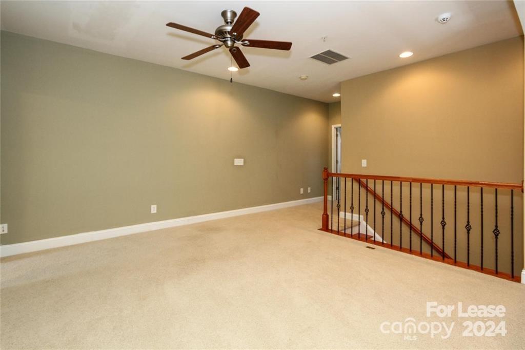 Lake Shore - Residential Lease