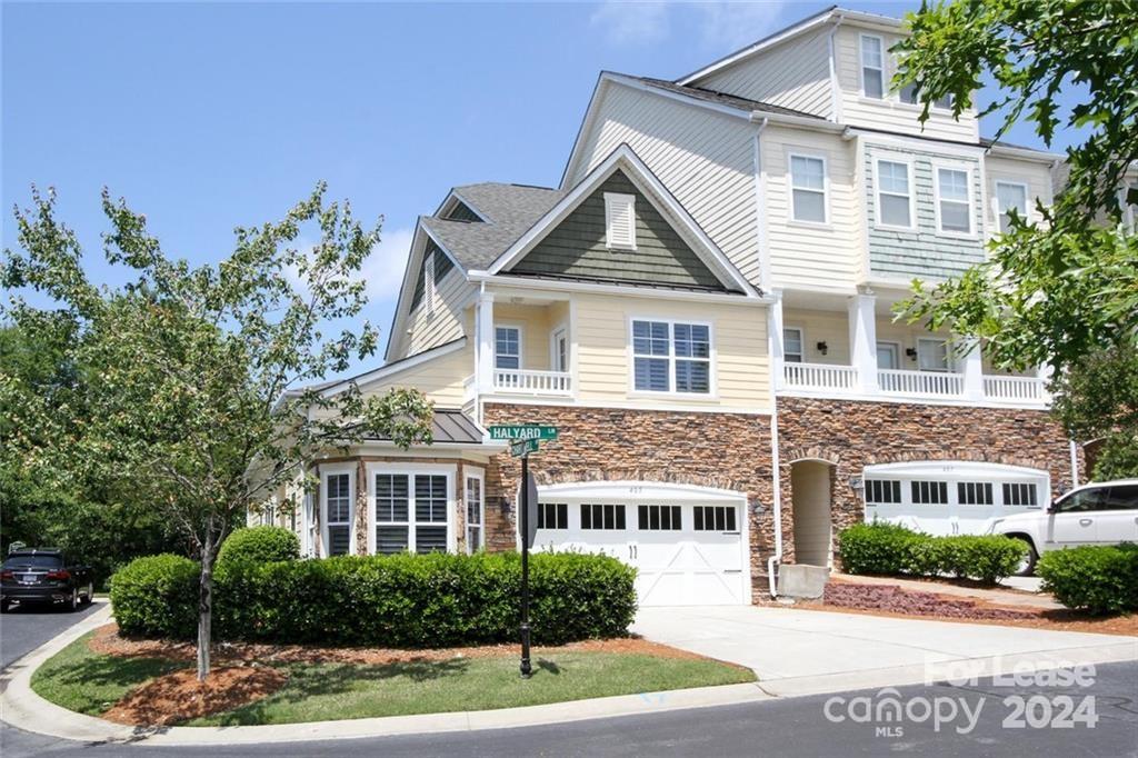 Lake Shore - Residential Lease