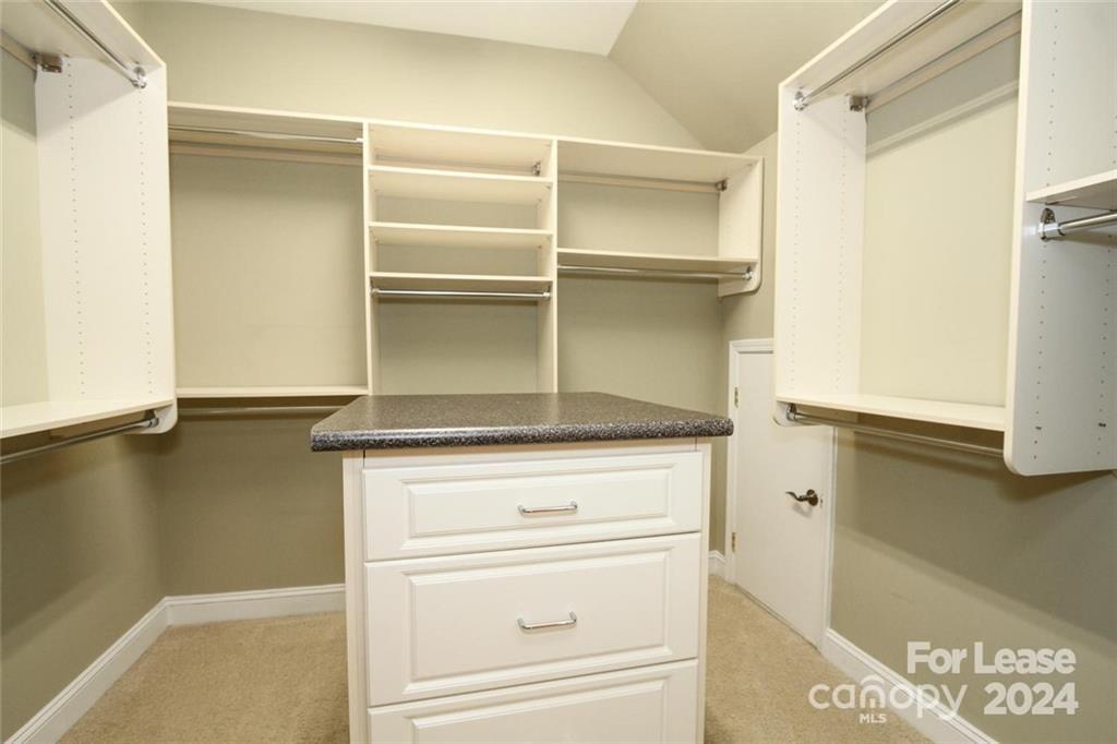 Lake Shore - Residential Lease