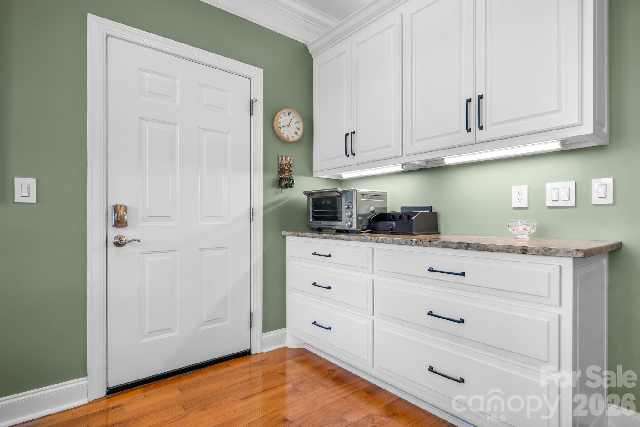 Iswa Point - Residential