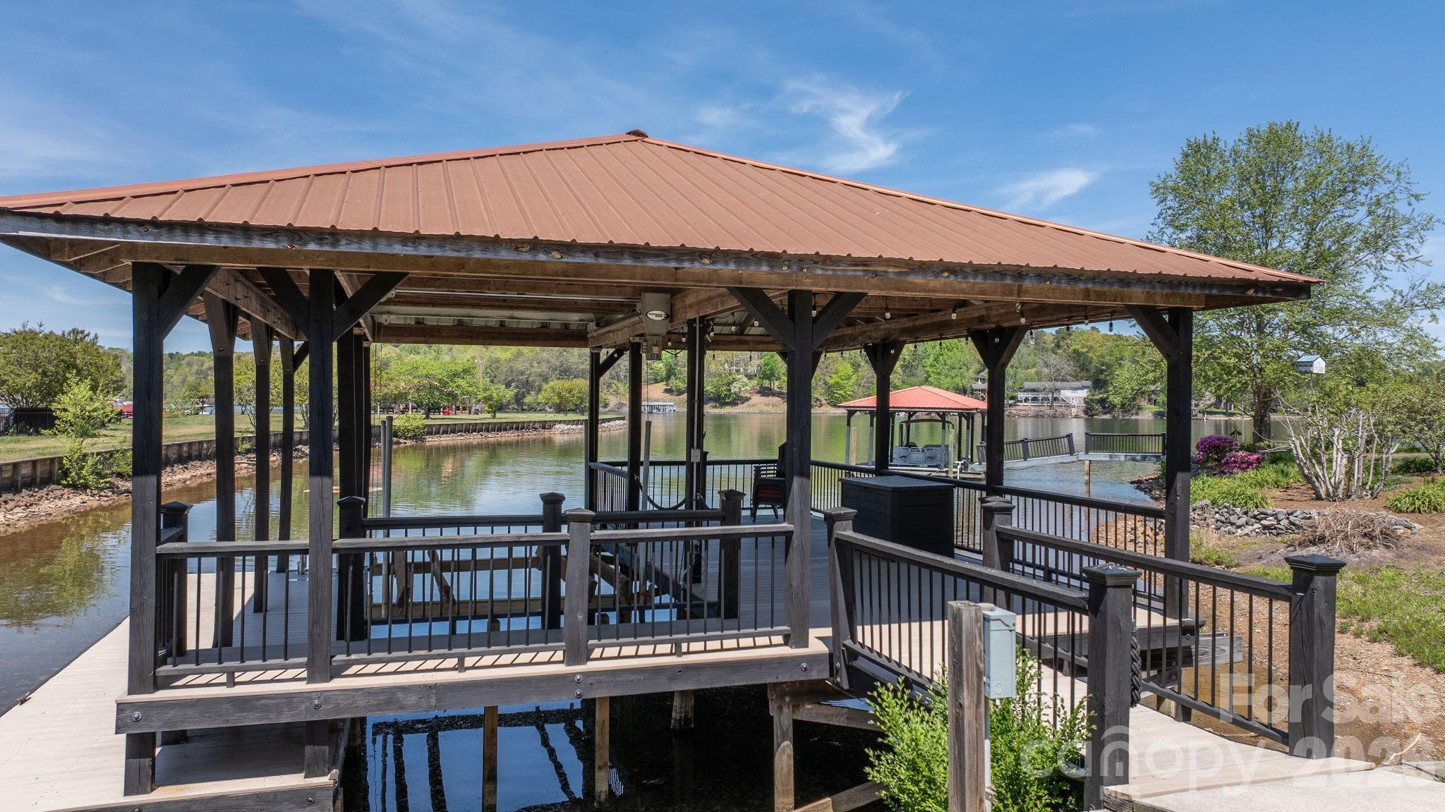 Iswa Point - Residential