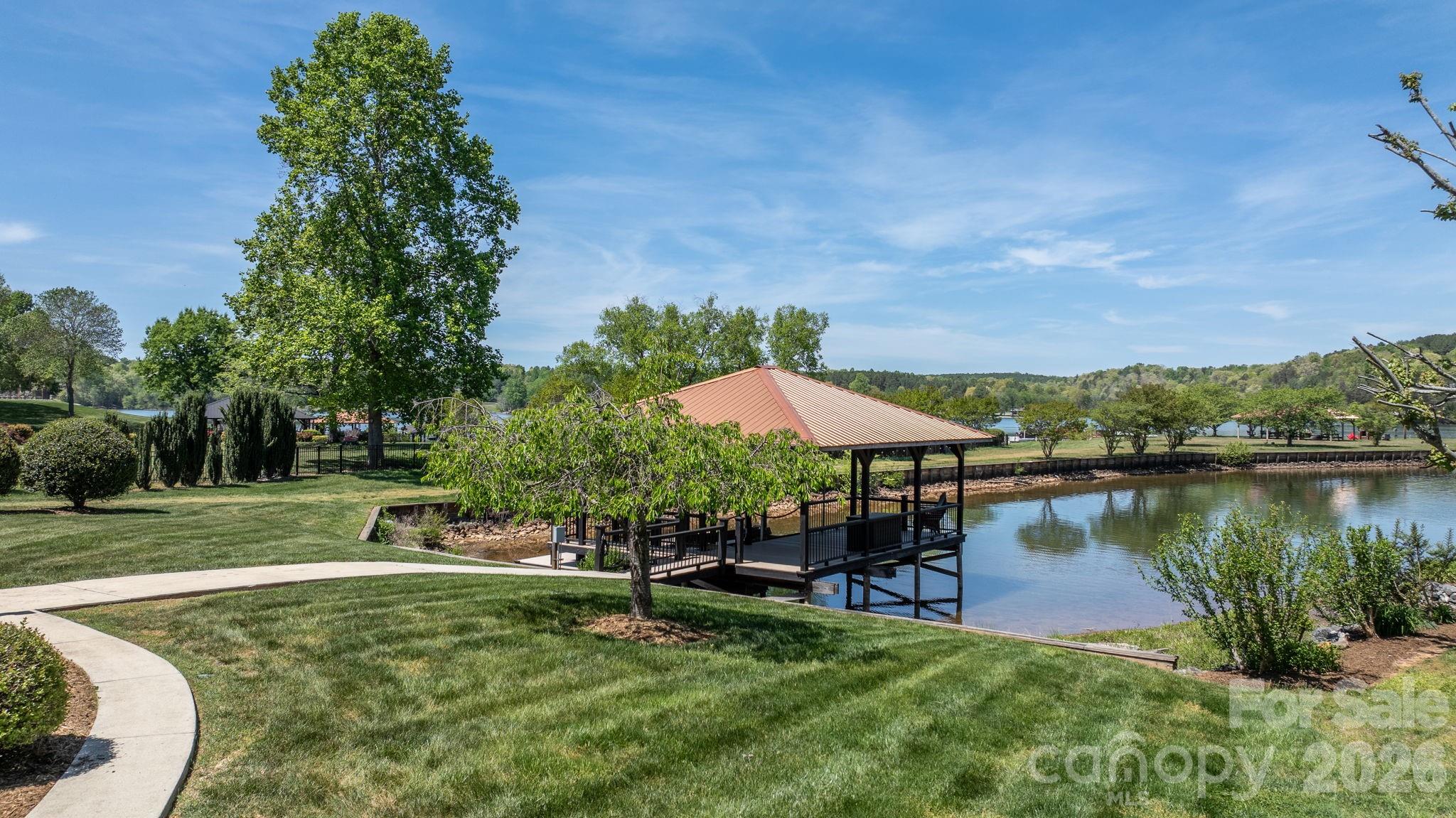 Iswa Point - Residential