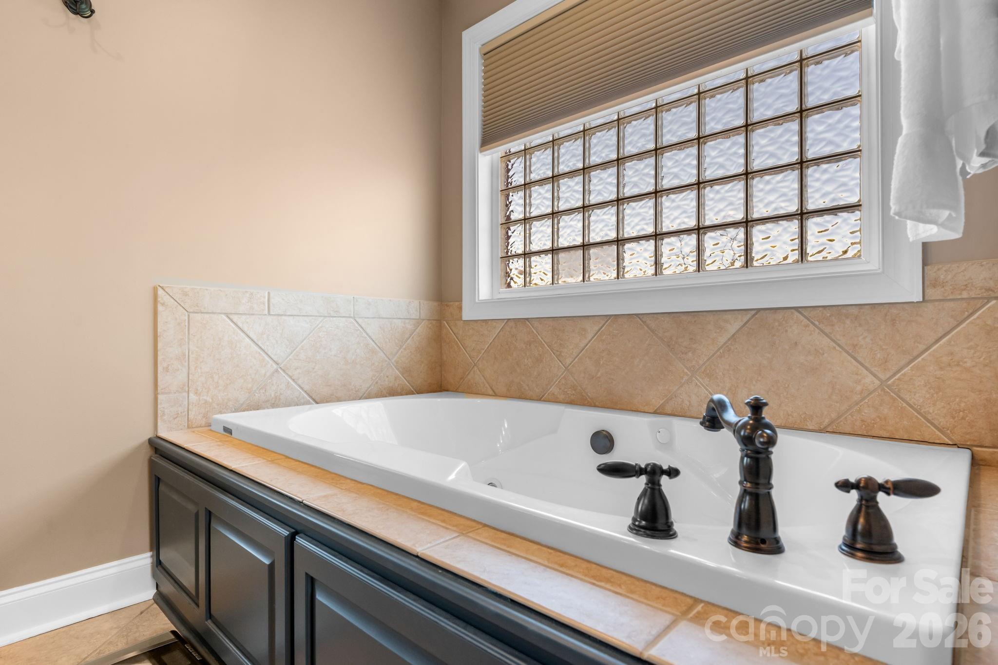 Iswa Point - Residential