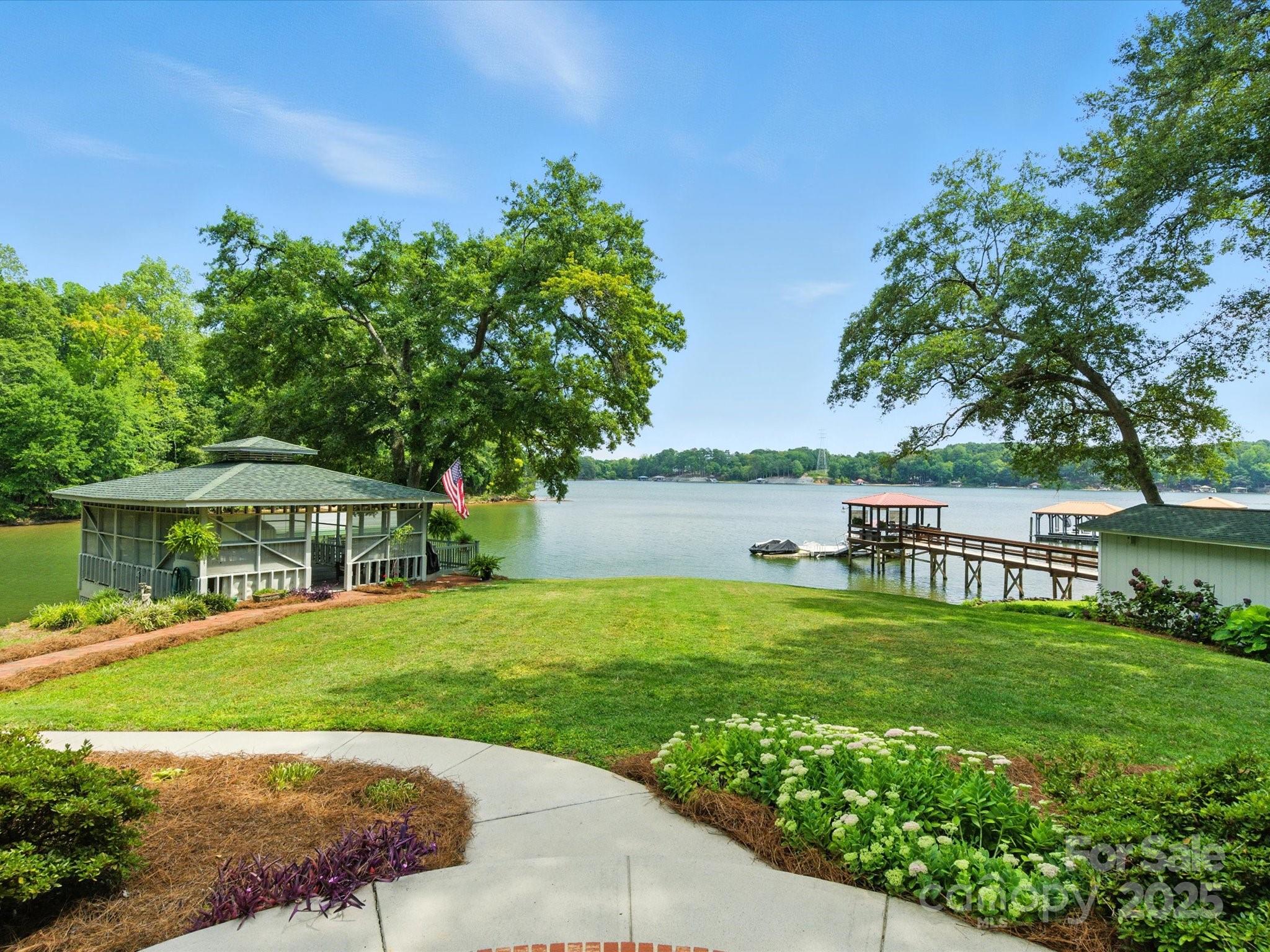 703 Island Point Road