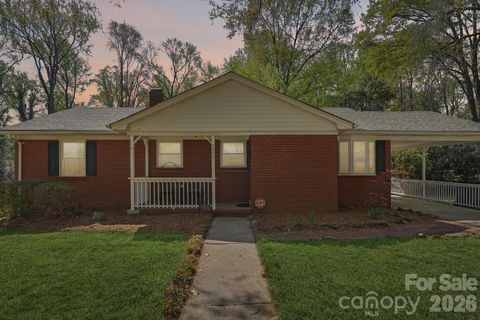 1000 Hickory Nut Street Charlotte NC 28205