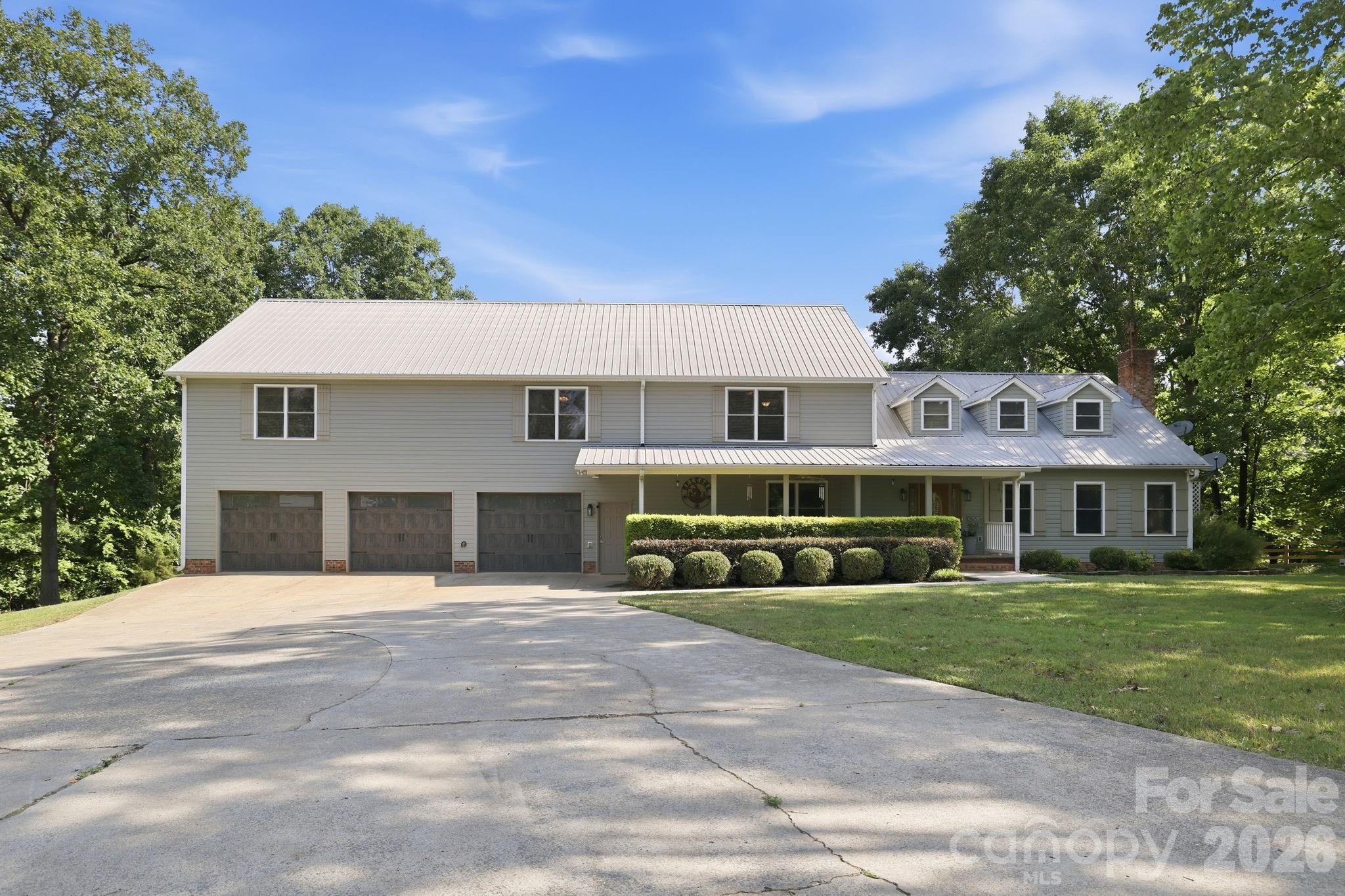 1916 Mcintyre Road