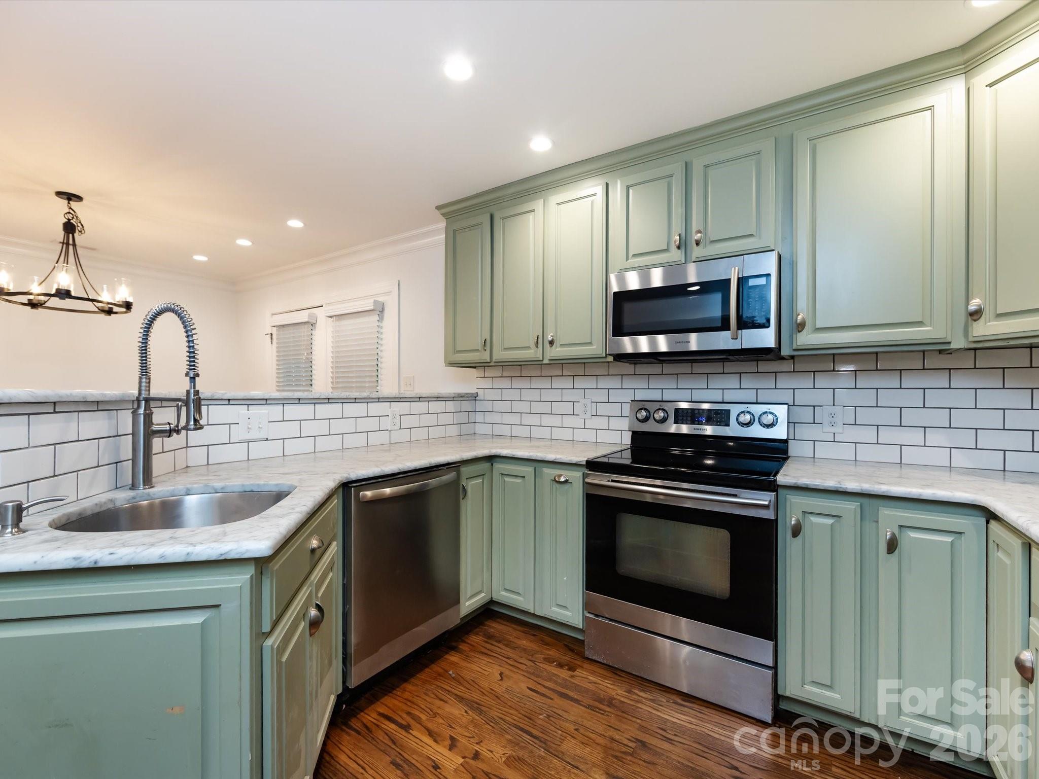 3109 Forest Lawn Drive