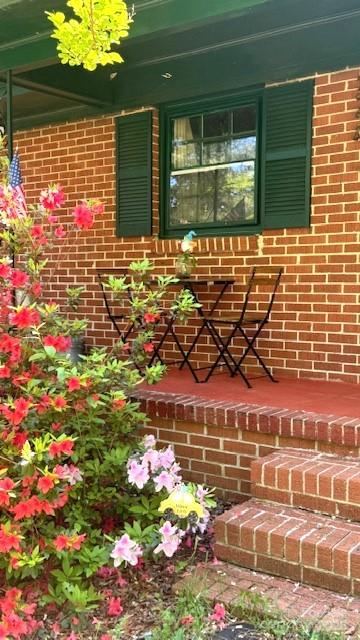 3702 Jonesville Lockhart Highway