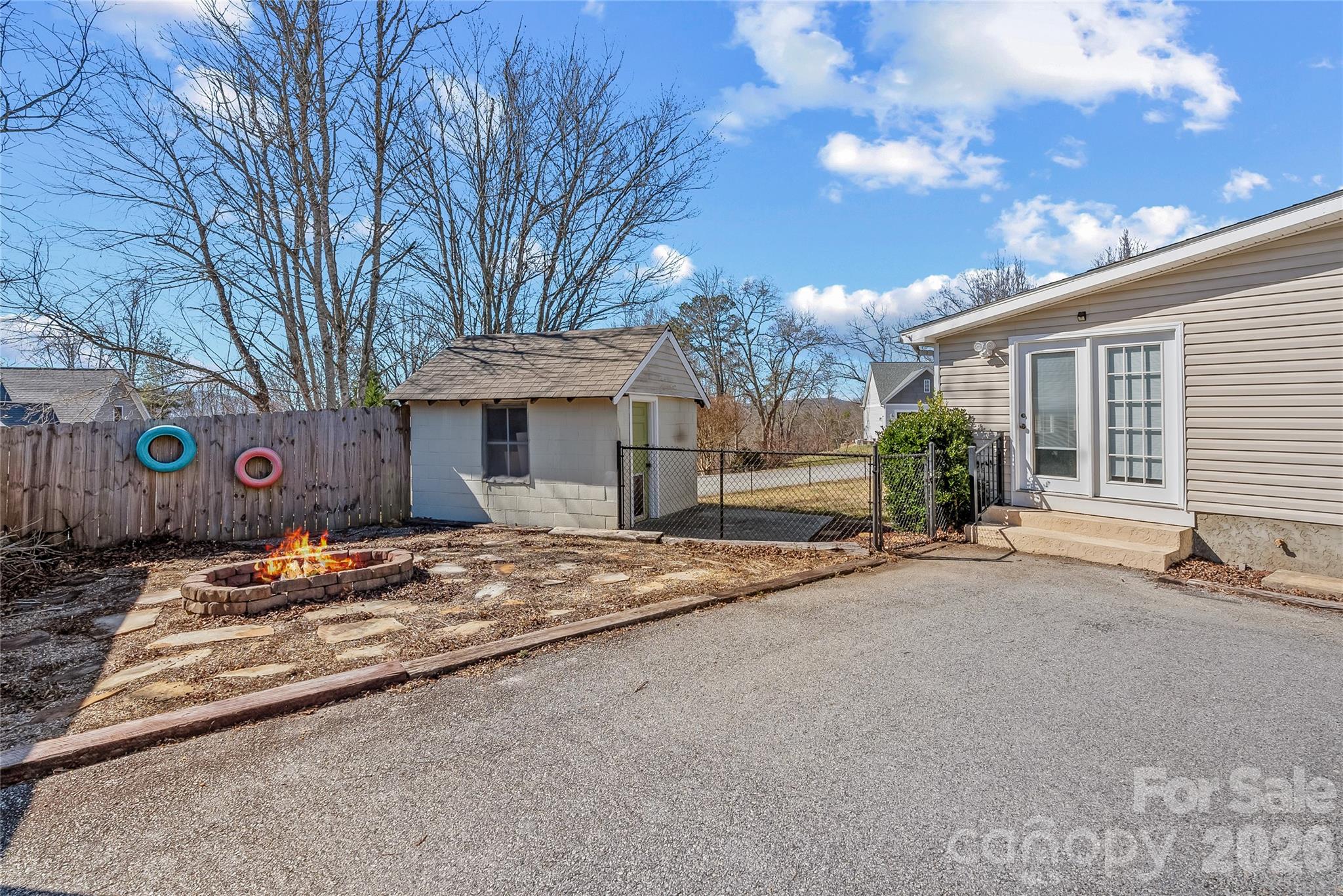 Briar Ridge - Residential