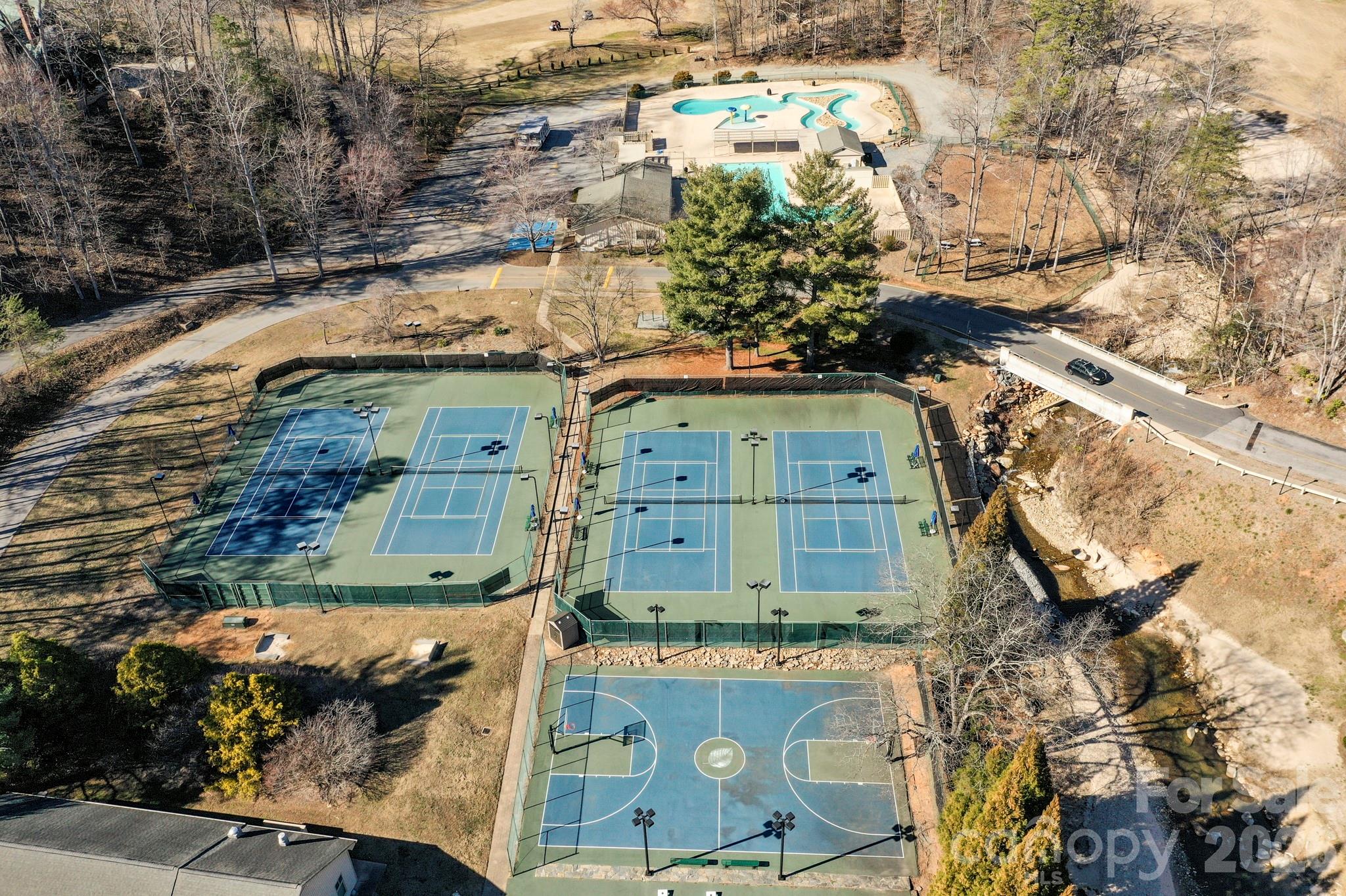 Rumbling Bald on Lake Lure - Residential