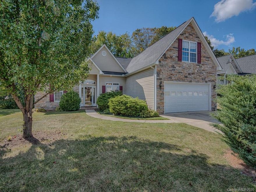 The look is clean and appealing in this charming home. New flooring and fresh paint! Easy going lifestyle offered in this low maintenance home. Choice location near all the South Asheville activities.
