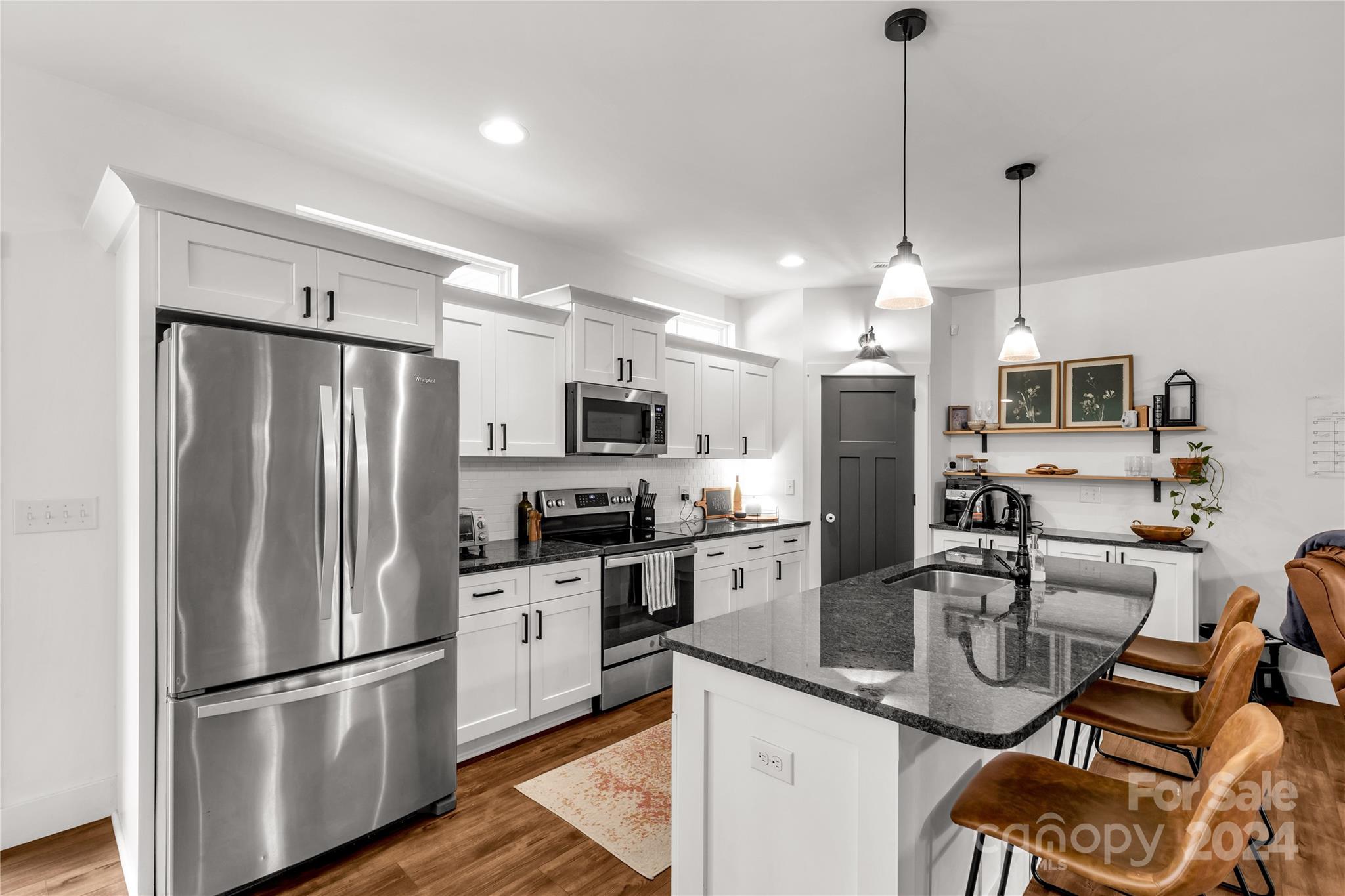 Sanders Landing - Residential