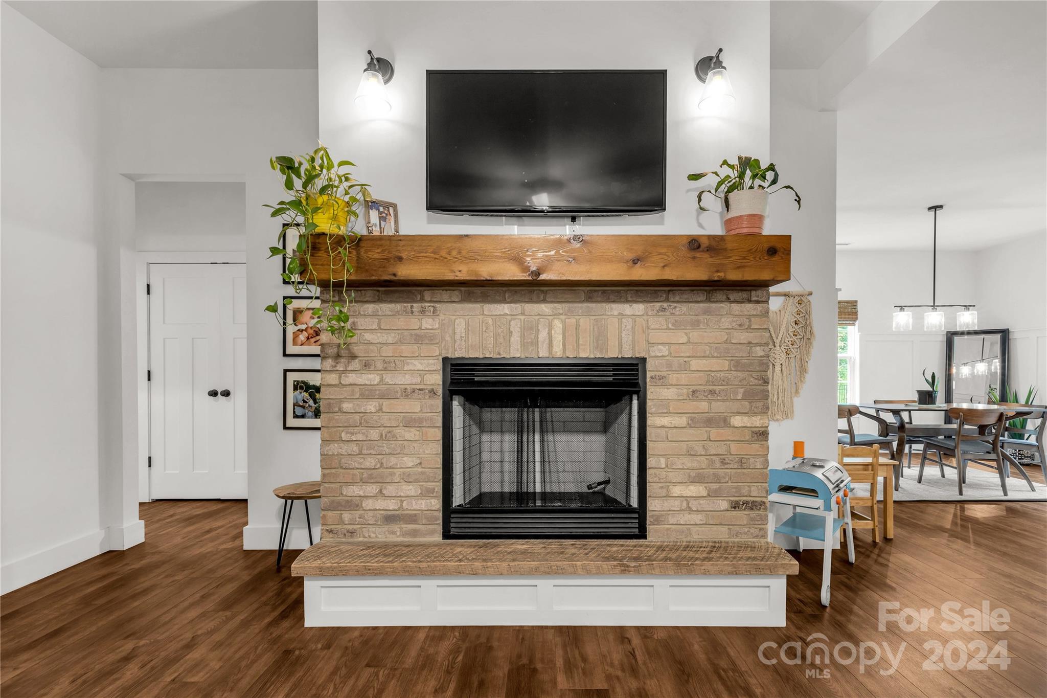 Sanders Landing - Residential