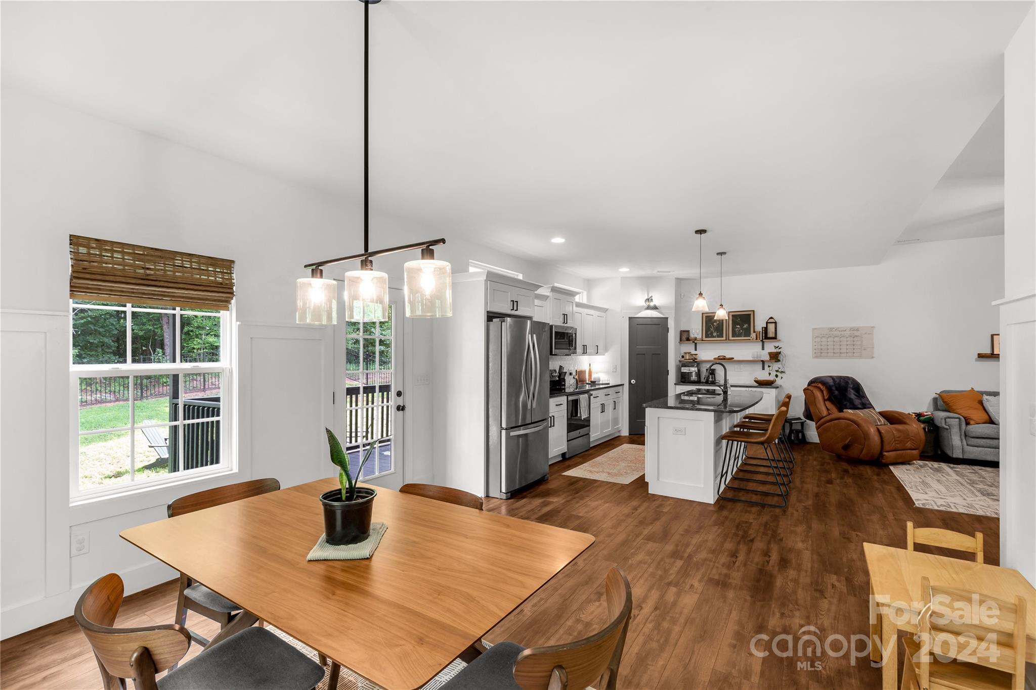 Sanders Landing - Residential