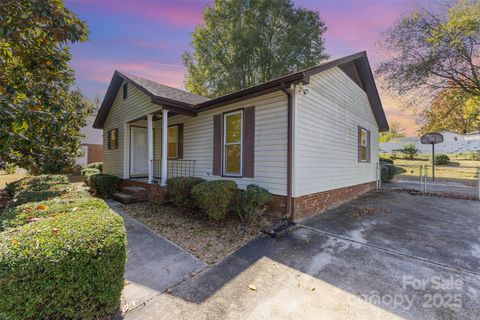 7428 Bradgate Road Charlotte NC 28217