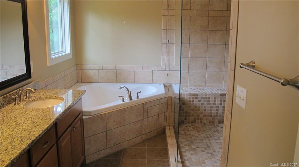 Crest Mountain - Residential