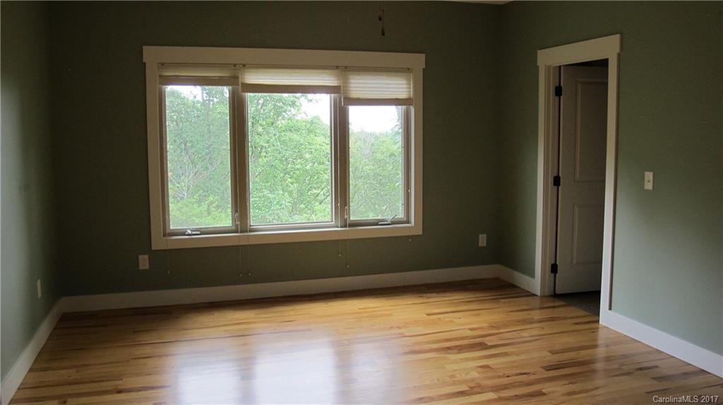 Crest Mountain - Residential