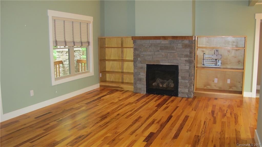 Crest Mountain - Residential