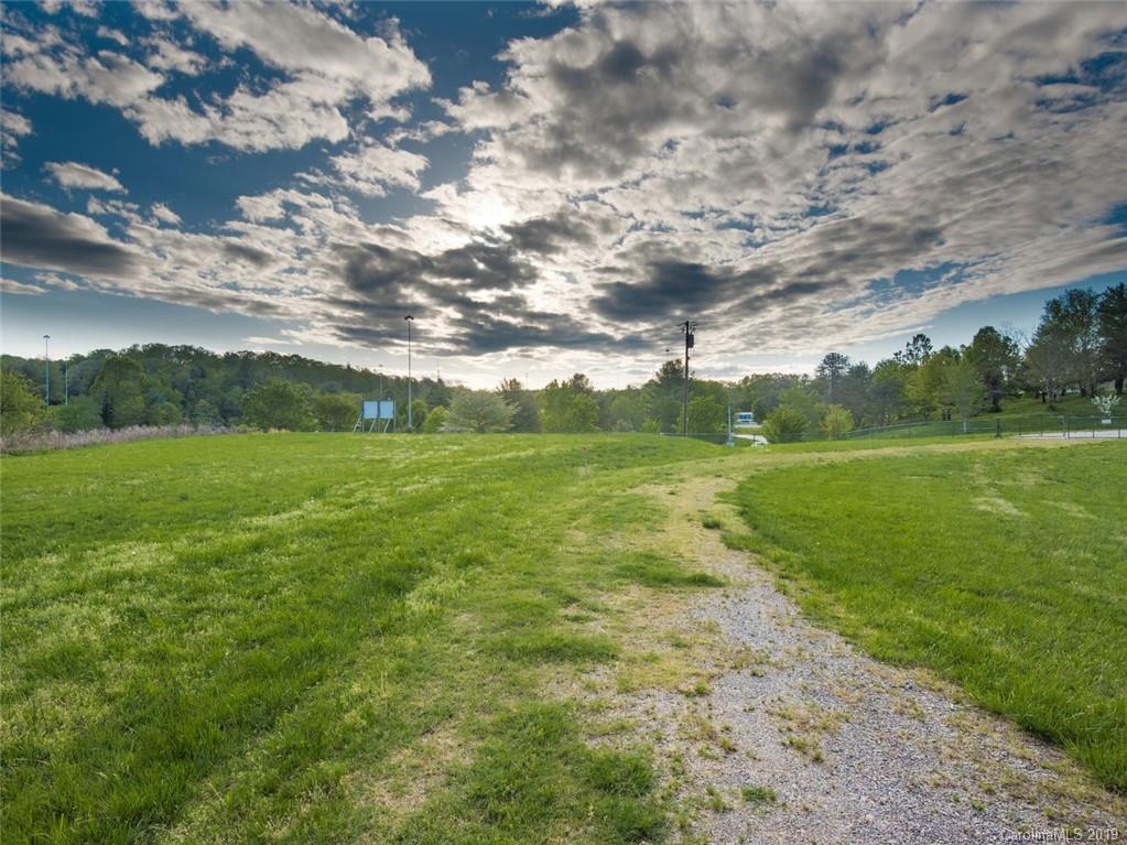 303 Gashes Creek Road
