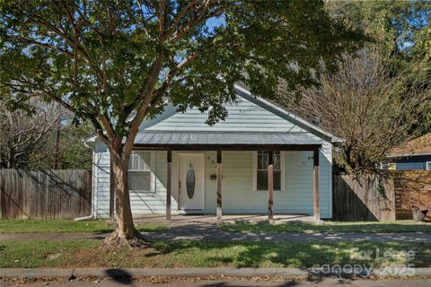 Photo of 1201 Allen Street, Charlotte, NC 28205 (MLS # 4325013)