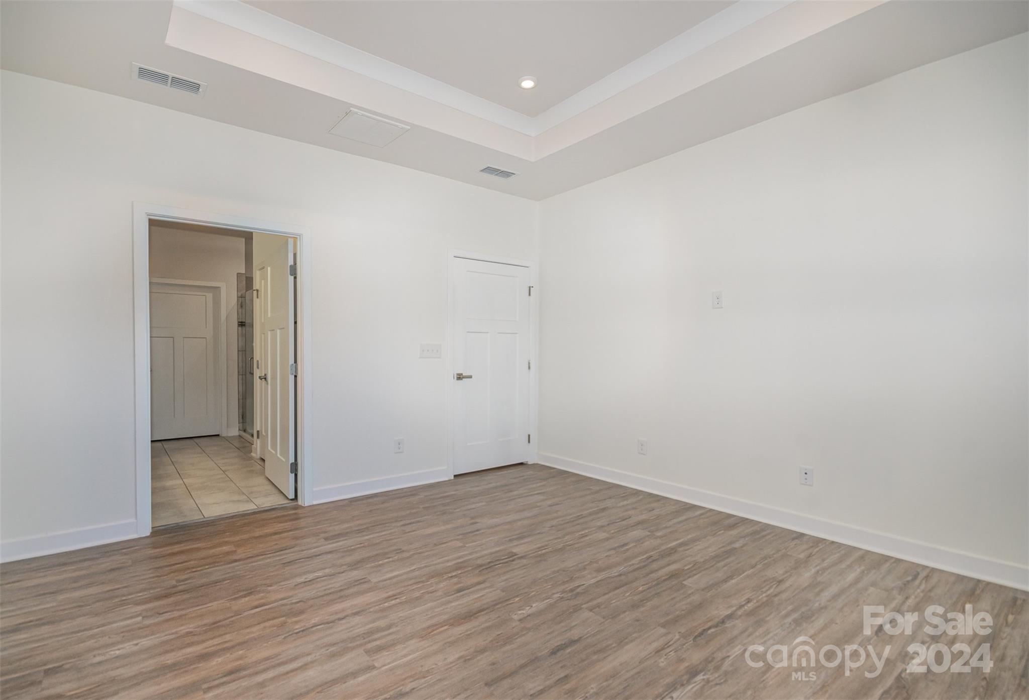 Rivercross - Residential