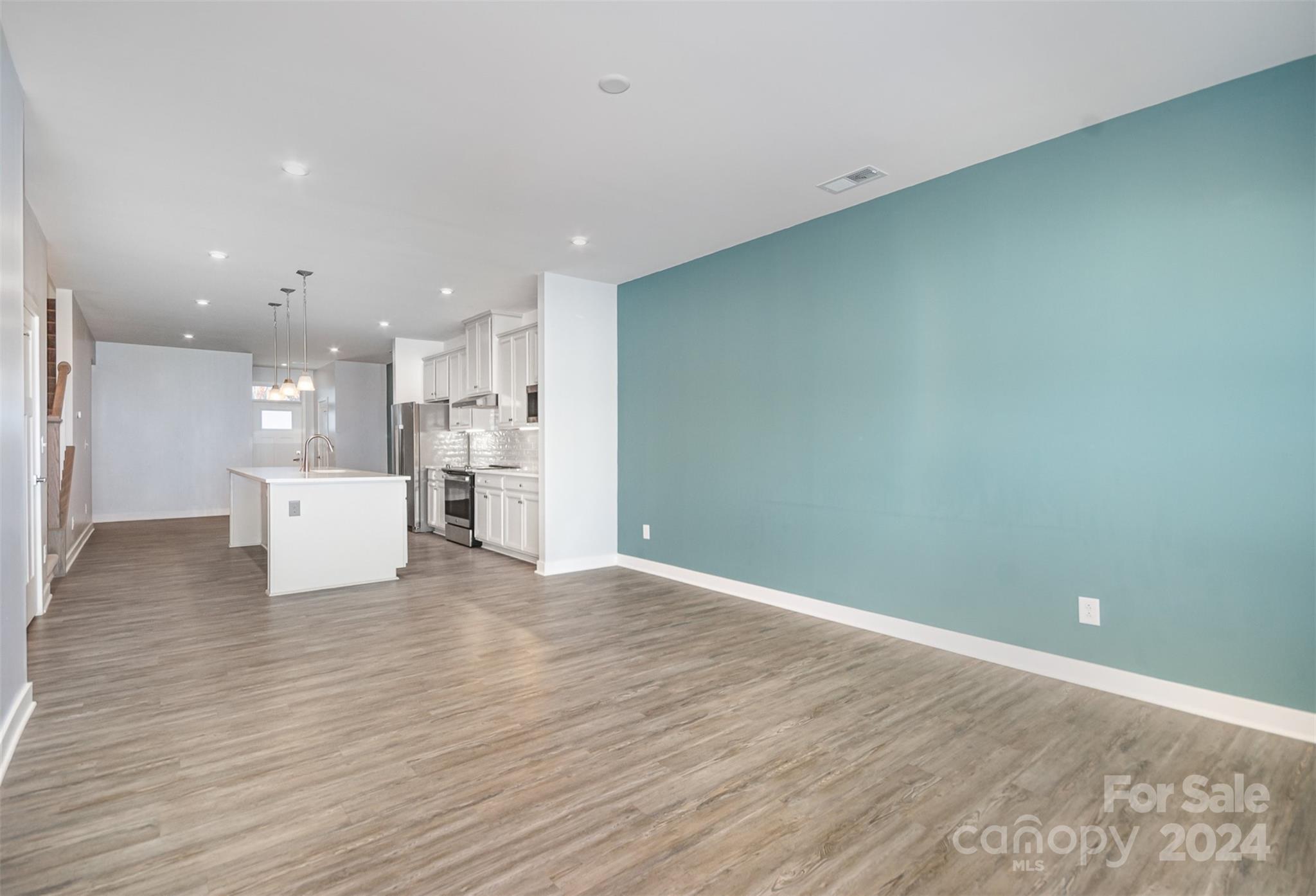 Rivercross - Residential